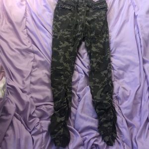 Rue21 Camo pants